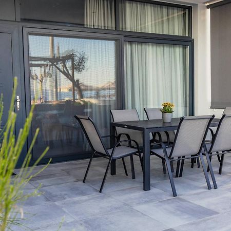 Appartamento Enalia Luxury Living Nikiti  Esterno foto