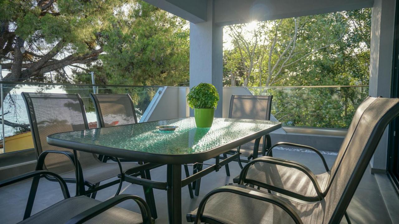 Appartamento Enalia Luxury Living Nikiti  Esterno foto