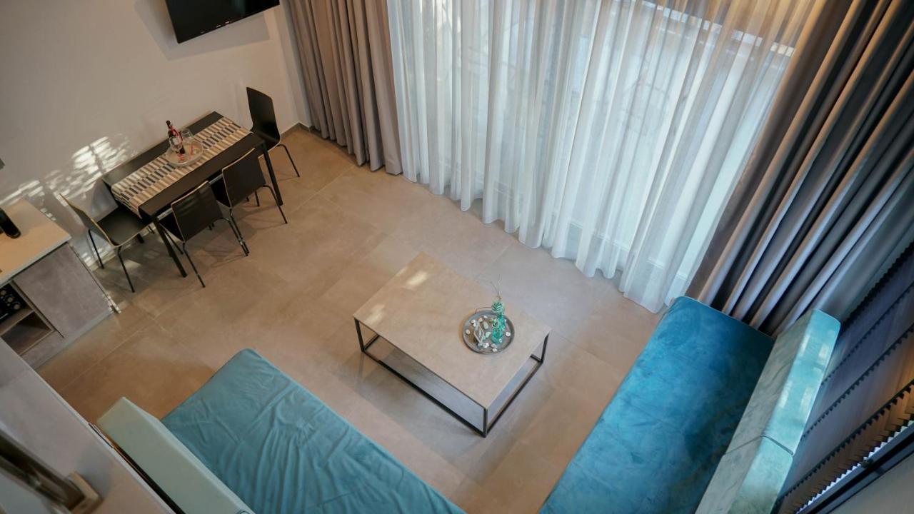Appartamento Enalia Luxury Living Nikiti  Esterno foto