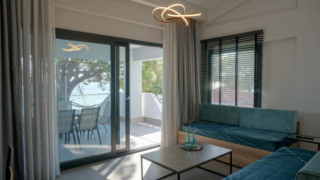 Appartamento Enalia Luxury Living Nikiti  Esterno foto
