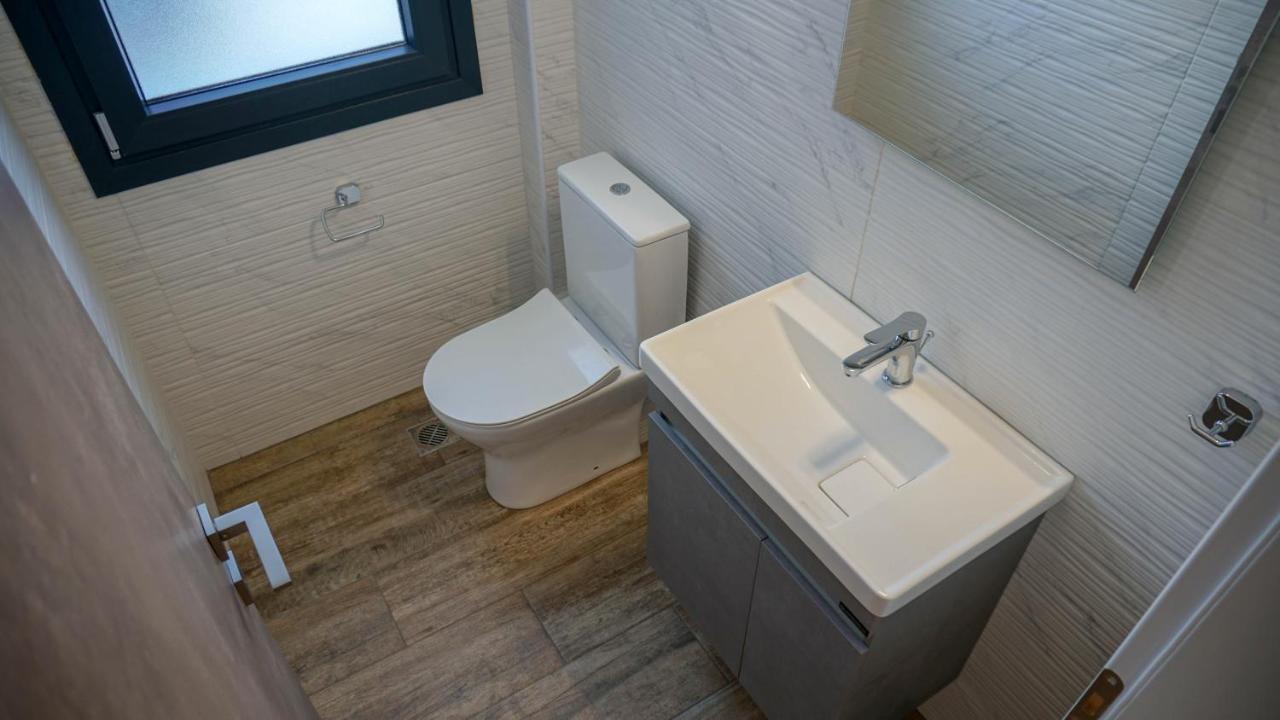 Appartamento Enalia Luxury Living Nikiti  Esterno foto