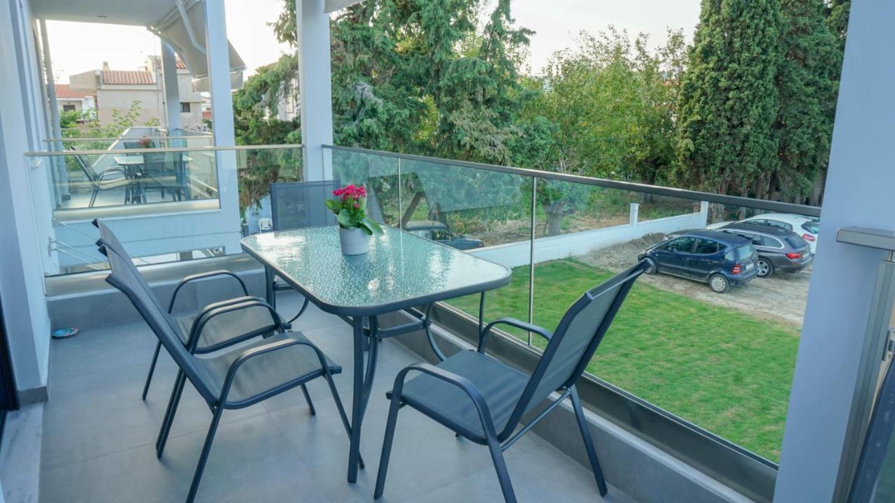 Appartamento Enalia Luxury Living Nikiti  Esterno foto