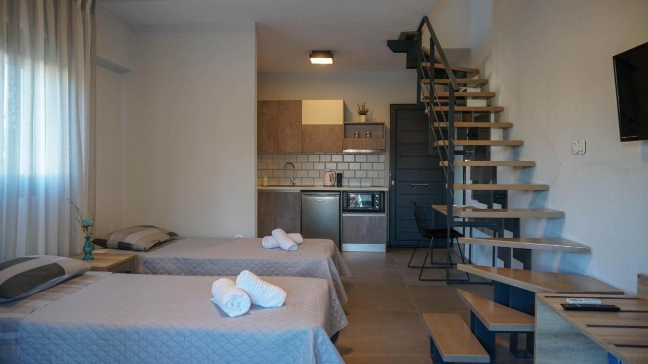 Appartamento Enalia Luxury Living Nikiti  Esterno foto
